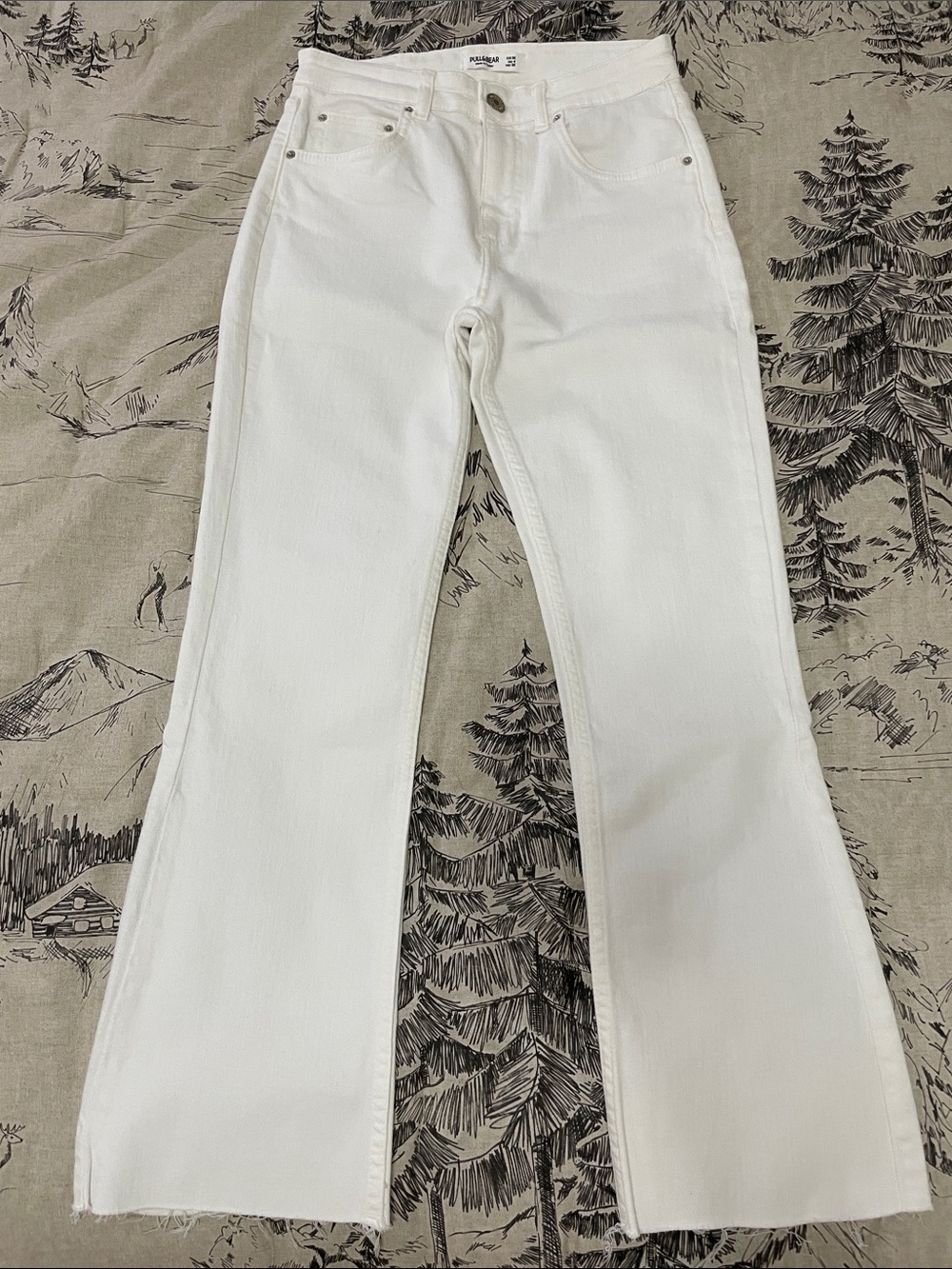 Pull&Bear White High-Rise Cropped Flare Jeans 4 NWOT
